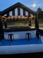 Pool Bar
